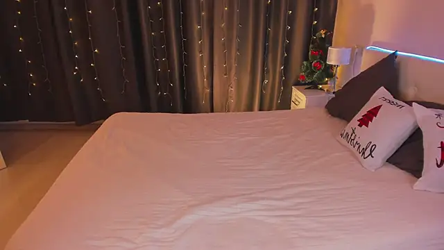 Kleo Godde online show from January 8, 5:59 am