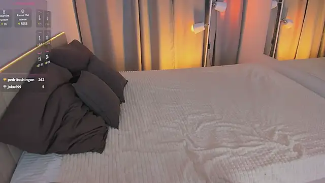 Kleo Godde online show from January 26, 8:46 am