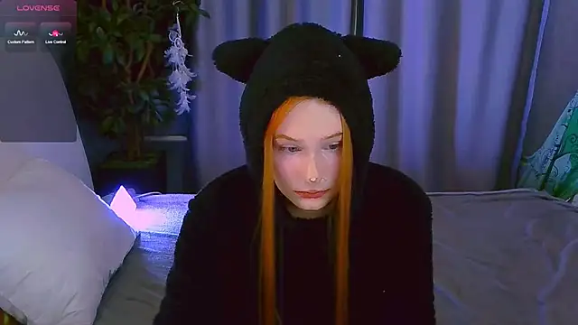 Kleo Godde online show from February 20, 7:52 pm