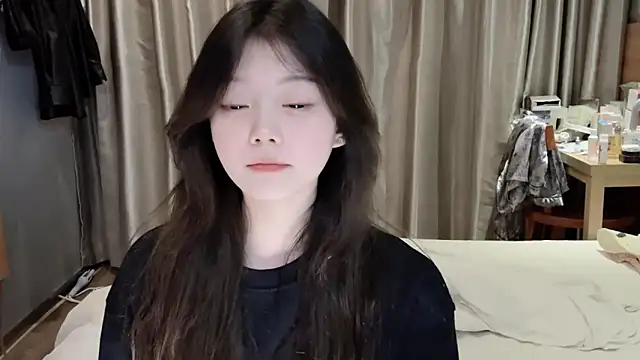 yangyang-1115 online show from March 7, 4:00 pm