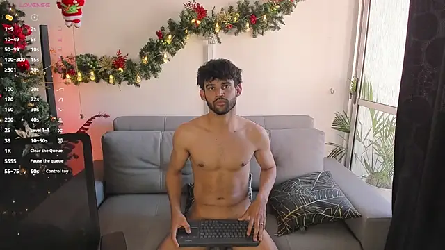 andrewChris  online show from December 9, 8:54 pm