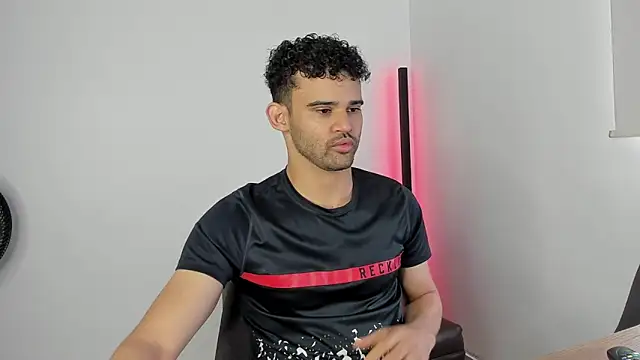 andrewChris  online show from September 18, 4:20 pm