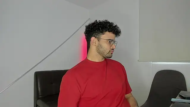 andrewChris  online show from October 9, 9:24 pm