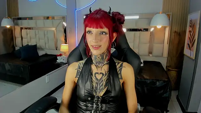 Snapshot of Ameliewitte_mjs chatting on November 12, 9:14 pm Ameliewitte mjs online show from November 12, 9:14 pm