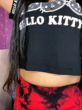 Snapshot of Velyn_18 chatting on November 12, 3:29 am Velyn 18 online show from November 12, 3:29 am