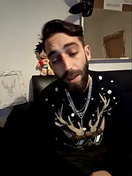 Snapshot of DaWoD030 chatting on December 5, 6:00 pm DaWoD030 online show from December 5, 6:00 pm