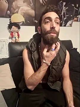 Snapshot of DaWoD030 chatting on December 19, 6:01 pm DaWoD030 online show from December 19, 6:01 pm