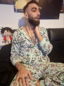 Snapshot of DaWoD030 chatting on December 24, 1:27 am DaWoD030 online show from December 24, 1:27 am