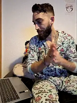 Snapshot of DaWoD030 chatting on February 14, 5:57 pm DaWoD030 online show from February 14, 5:57 pm