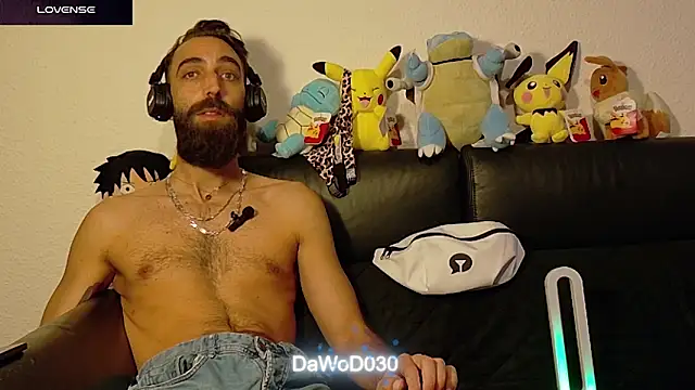 Snapshot of DaWoD030 chatting on October 5, 8:12 am DaWoD030 online show from October 5, 8:12 am