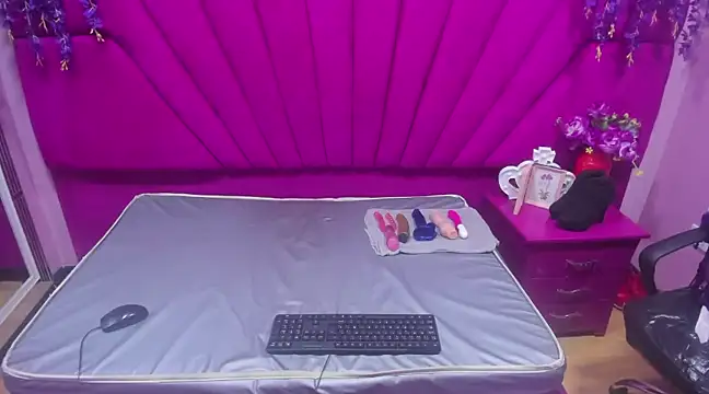 alaha evans online show from February 2, 6:04 am