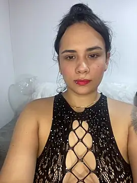 Snapshot of Leyna_Kenet chatting on December 13, 8:04 pm Leyna Kenet online show from December 13, 8:04 pm