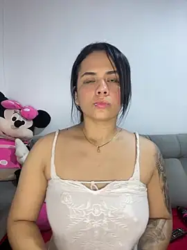 Snapshot of Leyna_Kenet chatting on December 24, 7:06 am Leyna Kenet online show from December 24, 7:06 am