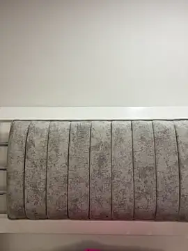 Snapshot of Leyna_Kenet chatting on January 21, 12:25 am Leyna Kenet online show from January 21, 12:25 am