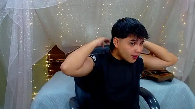 AndrewPherson online show from March 8, 12:30 pm