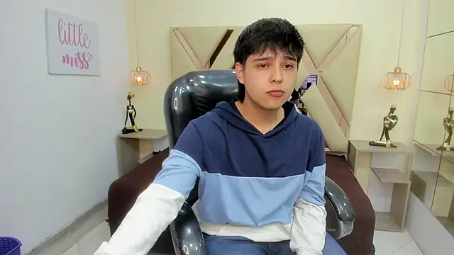 AndrewPherson online show from April 14, 12:22 pm