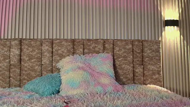 Snapshot of tiffany_johnson11 chatting on November 28, 7:49 pm tiffany johnson11 online show from November 28, 7:49 pm