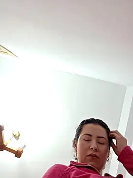 NeredaXxx online show from January 13, 9:03 am