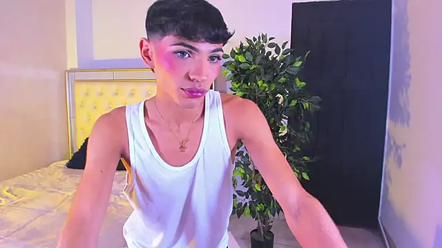 im sebaslopez online show from December 4, 6:49 pm