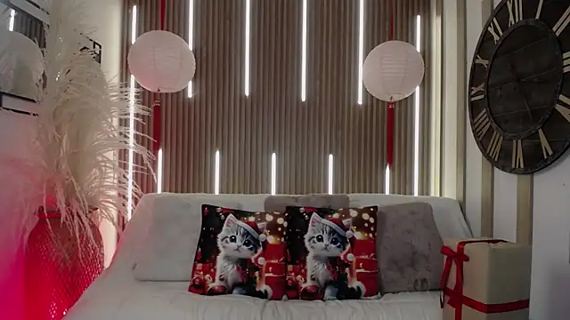 Aniie Doll online show from December 20, 8:27 pm