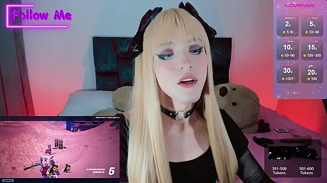 Snapshot of Kirmyy_ chatting on December 21, 6:52 am Kirmyy online show from December 21, 6:52 am