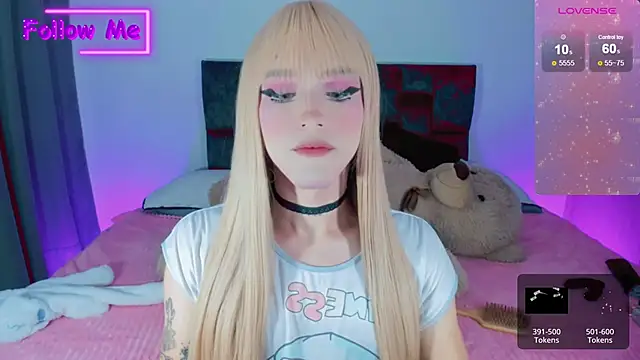 Snapshot of Kirmyy_ chatting on December 30, 10:45 pm Kirmyy online show from December 30, 10:45 pm