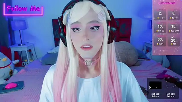 Snapshot of Kirmyy_ chatting on January 24, 12:42 am Kirmyy online show from January 24, 12:42 am