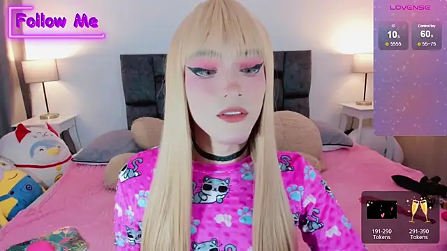 Snapshot of Kirmyy_ chatting on February 3, 10:54 pm Kirmyy online show from February 3, 10:54 pm