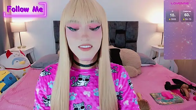 Snapshot of Kirmyy_ chatting on February 4, 1:56 am Kirmyy online show from February 4, 1:56 am