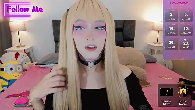 Snapshot of Kirmyy_ chatting on February 16, 9:38 pm Kirmyy online show from February 16, 9:38 pm