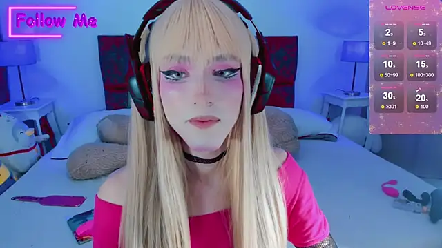 Snapshot of Kirmyy_ chatting on February 23, 11:58 pm Kirmyy online show from February 23, 11:58 pm