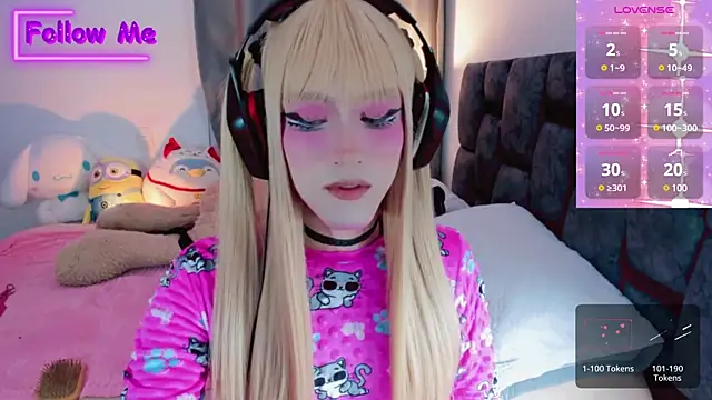 Snapshot of Kirmyy_ chatting on March 18, 11:53 pm Kirmyy online show from March 18, 11:53 pm