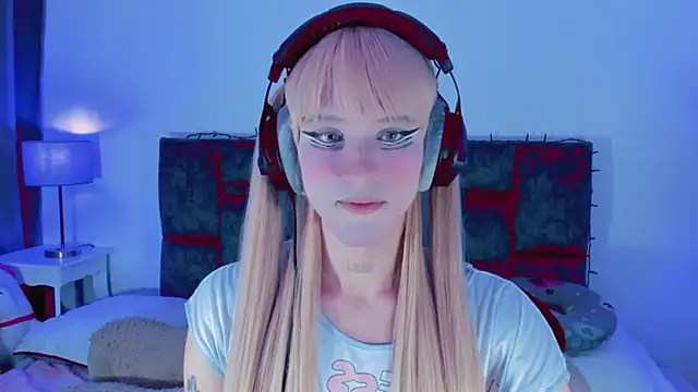 Snapshot of Kirmyy_ chatting on September 29, 10:14 pm Kirmyy online show from September 29, 10:14 pm