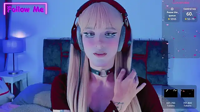 Snapshot of Kirmyy_ chatting on October 12, 8:30 pm Kirmyy online show from October 12, 8:30 pm