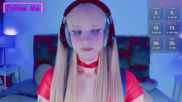 Snapshot of Kirmyy_ chatting on October 31, 10:44 pm Kirmyy online show from October 31, 10:44 pm