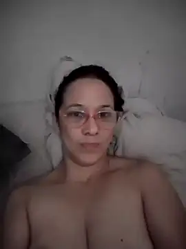 Snapshot of nicolle_milf1978 chatting on May 23, 9:57 am nicolle milf1978 online show from May 23, 9:57 am