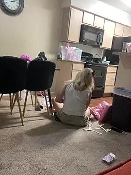 1 chillguy online show from October 28, 7:01 am