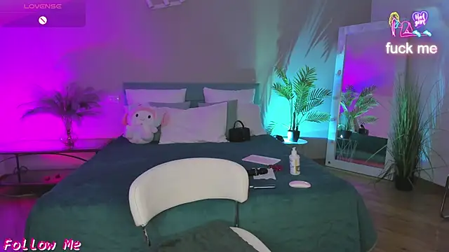 Lana kitty   online show from May 27, 2:08 am
