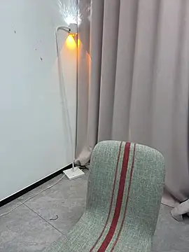 Selenaaaaa- online show from February 22, 2:50 am