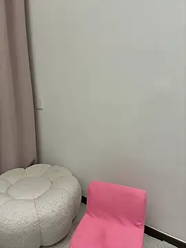 Selenaaaaa- online show from March 21, 3:24 pm