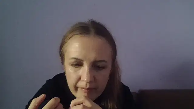 Snapshot of Milaniya261 chatting on November 12, 1:33 pm Milaniya261 online show from November 12, 1:33 pm