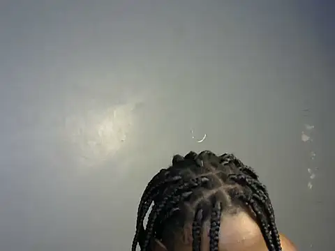 Snapshot of Hotnessy chatting on December 17, 2:01 am Hotnessy online show from December 17, 2:01 am