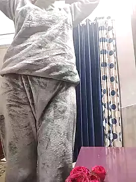 Snapshot of shalini_fire chatting on January 3, 9:58 am shalini fire online show from January 3, 9:58 am