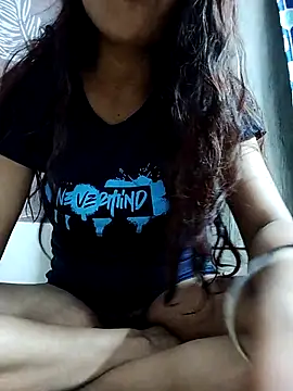 Snapshot of shalini_fire chatting on October 5, 10:24 am shalini fire online show from October 5, 10:24 am