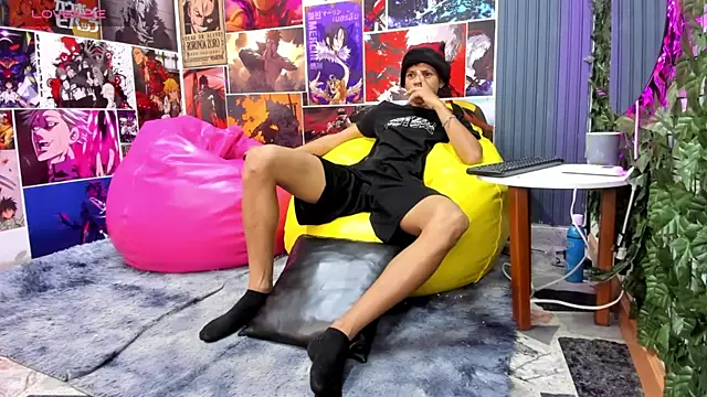 Snapshot of Jeffry_wolvess chatting on January 3, 12:30 pm Jeffry wolvess online show from January 3, 12:30 pm