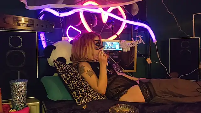 anonymouszN online show from February 4, 9:10 pm