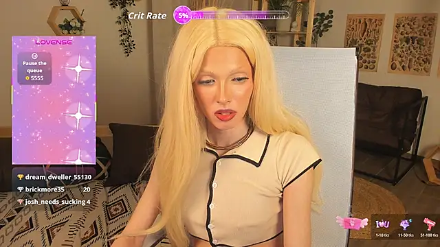 Snapshot of PamelamyDreamys chatting on November 4, 10:09 pm PamelamyDreamys online show from November 4, 10:09 pm