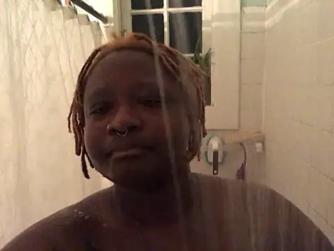 BigKittyRaven online show from January 1, 10:56 pm