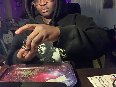 BigKittyRaven online show from February 28, 4:43 am