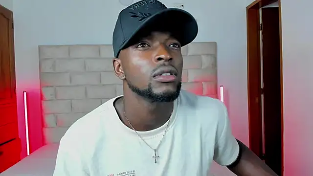 Dylan Taylor online show from January 8, 12:40 pm